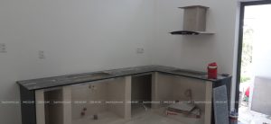 Hiện trang Khung bếp bê tông nhà anh Đạt - Quận 12